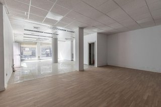 Local comercial en venta en Barrio de Zaidín en Granada