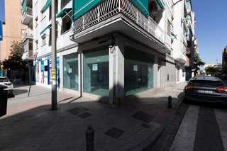 Local comercial en venta en Barrio de Zaidín en Granada
