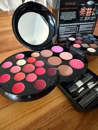 Paleta de maquillaje Douglas Mini Dream