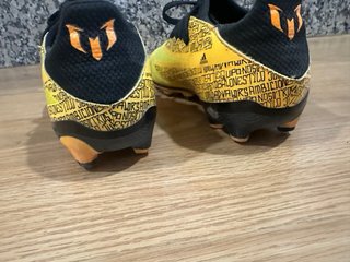 Scarpe da calcio bambino Adidas Tacos Taglia 34
