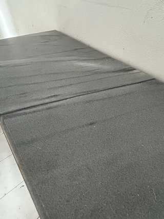 Entredos antiguo con mármol