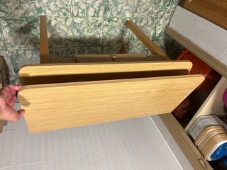 Mesa plegable de madera con sillas