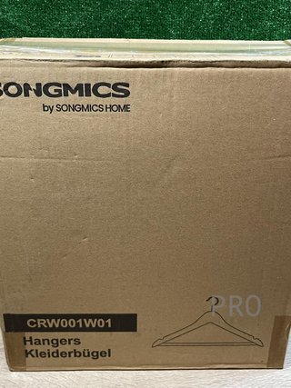 Juego de 20 perchas de madera SONGMICS