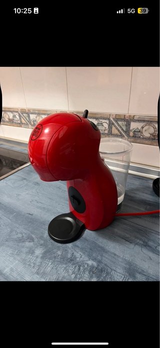 Cafetera Dolce Gusto Roja