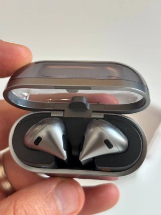 Samsung Galaxy Buds3 + Cargador