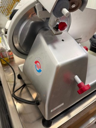 Cortadora Fiambre Italiana Bifrost 250-GSA