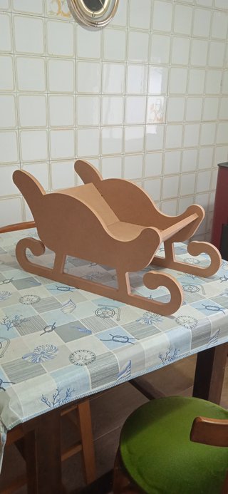 TRINEO DE MADERA DECORATIVO