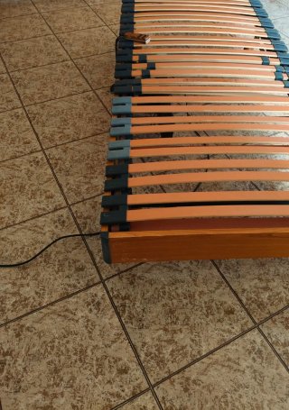 Cama articulada madera y plástico