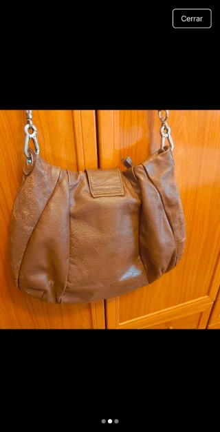 Bolso de hombro marrón, muy bonito en perfecto est