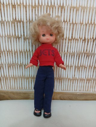 Muñeca Lesly Famosa pelo rubio