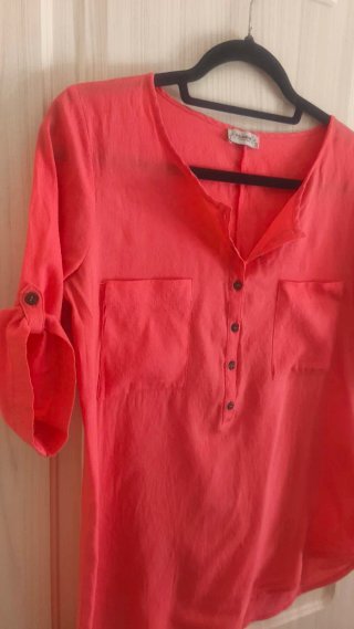 Blusa coral Pull and Bear