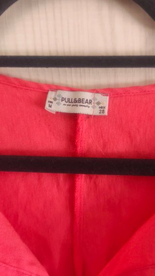 Blusa coral Pull and Bear