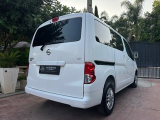 Nissan NV200 2013
