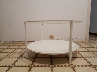 Mesa centro redonda Vittsjo Ikea cristal y metal