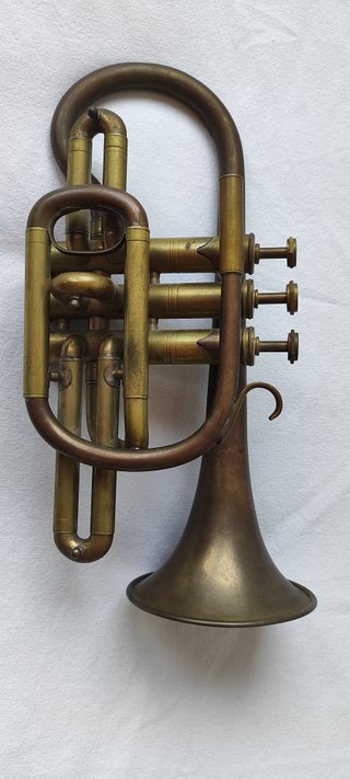 Trompeta Vintage Bronce sin Boquilla