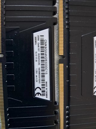 Corsair Vengeance LPX 16GB (2x8GB) DDR4 3000MHz