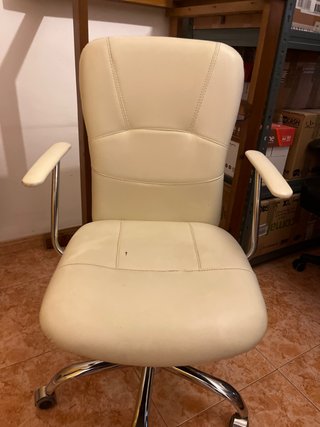 Silla de escritorio blanca