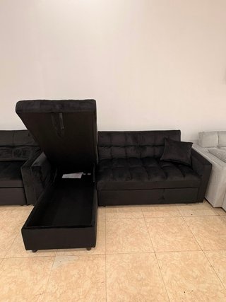 Sofá Chaise Longue Negro con Arcón