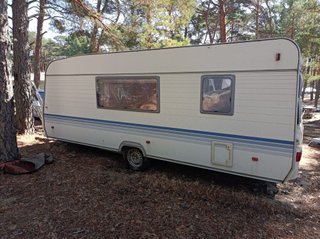 Caravana Adrià A542 PK