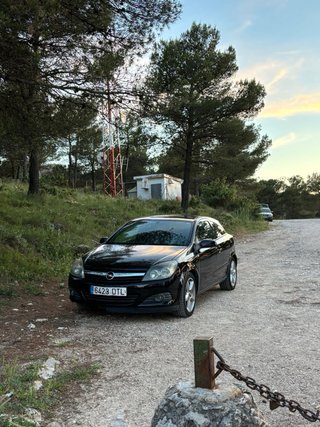 Opel Astra GTC