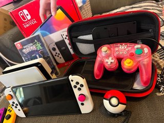 Nintendo Switch OLED + Accesorios