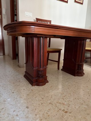 Mesa de comedor de madera  PRECIO NEGOCIABLE