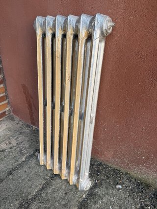 Radiador Hierro Fundido Beige/Plata