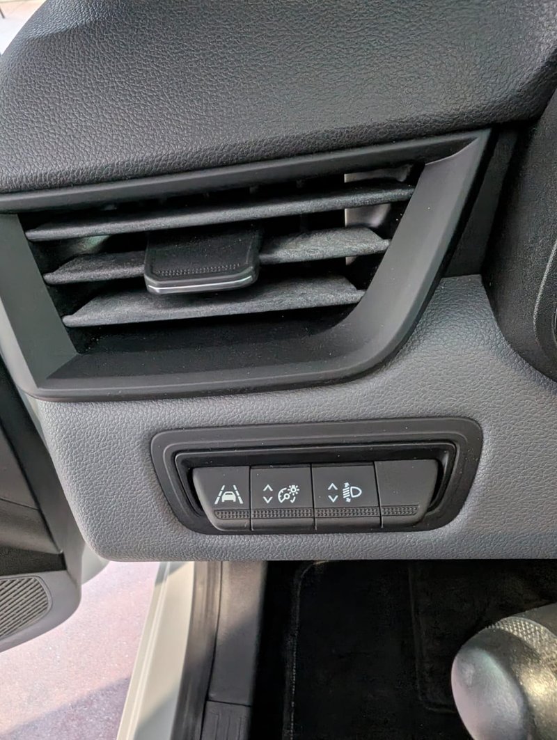 Renault Clio 2022, foto 19