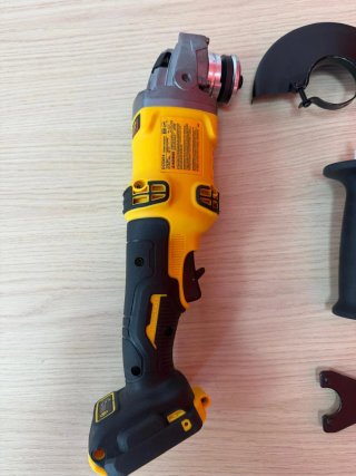 Radial DeWalt 20V Max Brushless