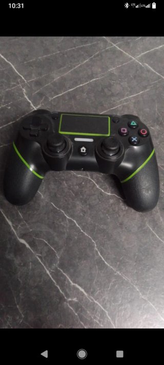 Mando PS4 Negro con detalles verdes