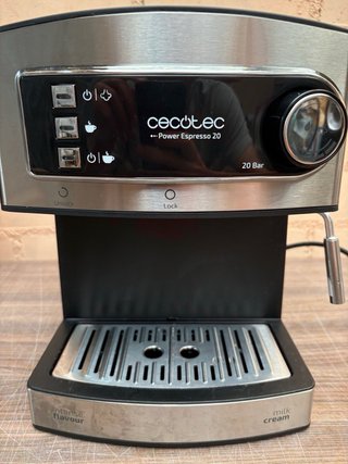 AVERIADO Cafetera Cecotec Power Espresso 20 Bares