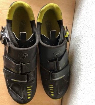 Zapatillas Ciclismo Negras y Amarillas