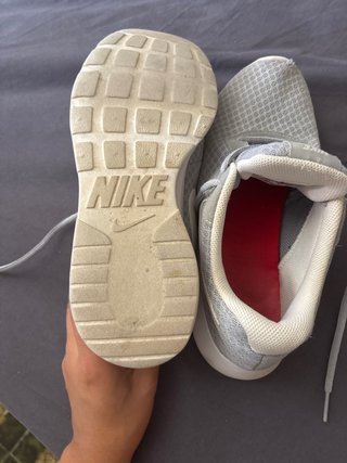 Zapatillas Nike Mujer Grises