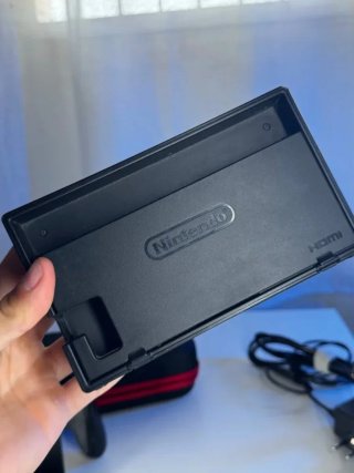 Nintendo Switch v2 con accesorios
