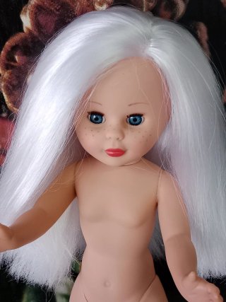 Muñeca,blanca colección copias de Nancy nuevas