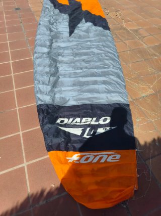 Kitesurf DIABLO 10 parapente de race va genial