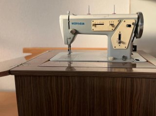 Máquina de coser y bordar Wertheim
