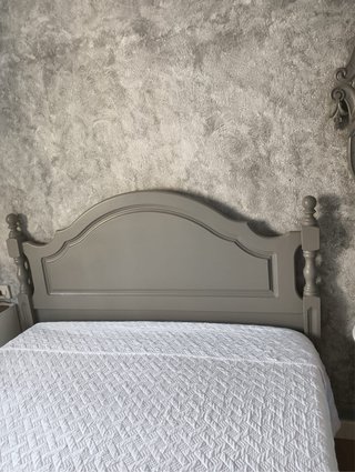 Cabecero y espejo madera gris