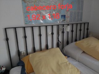 2 Cabeceros de forja o varandilla exterior