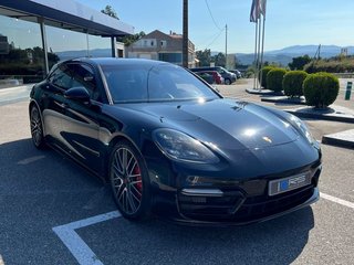 Porsche Panamera 4 Hybrid Sport Turismo