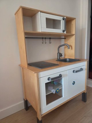 Cocina de juguete de madera IKEA