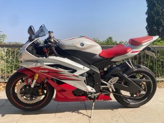 Yamaha YZF R6R 2006 - 20.000 rpm 45.000 kms