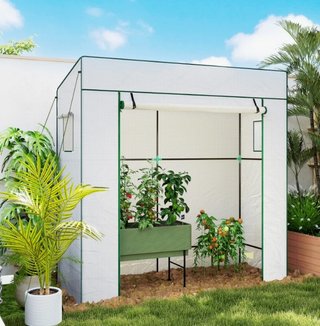 Invernadero Exterior con Ventanas