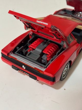 Ferrari Testarossa Burago 1:18 Rojo