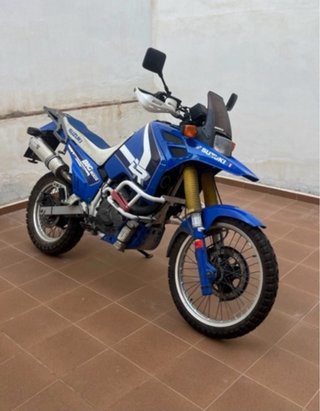 Suzuki DR BIG 800 (SR42)
