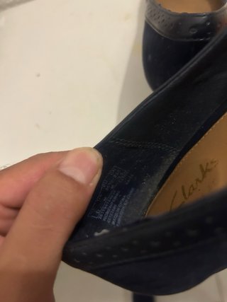Zapatos de tacón azul marino