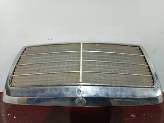 CAPO MERCEDES-BENZ CLASE E (BM 124) BERLINA