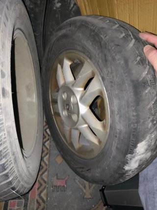Llantas aluminio Renault Kangoo 4x4 NEUMÁTICOS MAL
