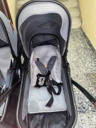 Carrito gemelar bebé