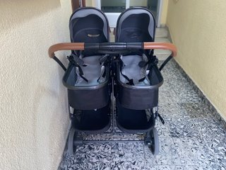 Carrito gemelar bebé